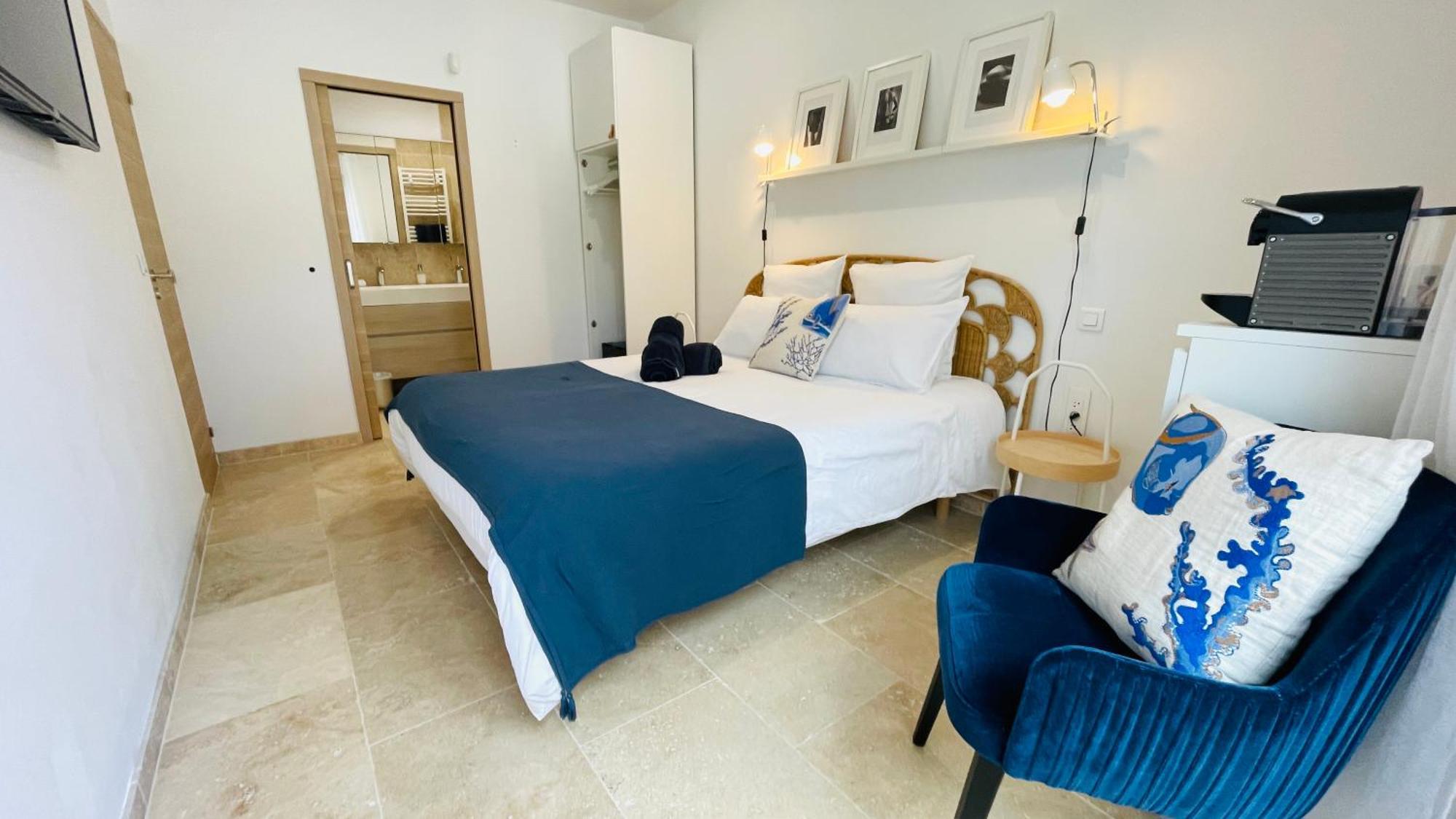 Villa Cacharelle Vue Mer Piscine 滨海卡瓦莱尔 外观 照片