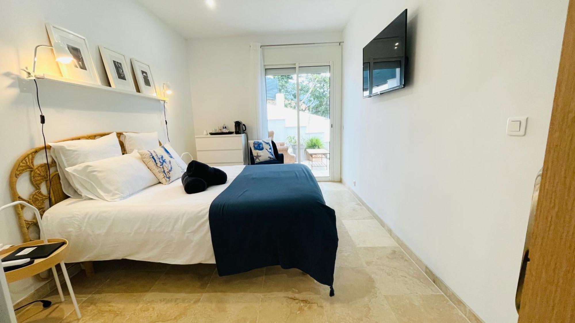 Villa Cacharelle Vue Mer Piscine 滨海卡瓦莱尔 外观 照片